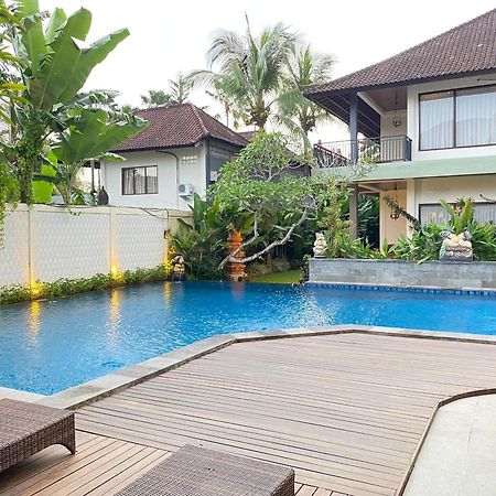 Putri Ayu Cottages Ubud Exterior foto