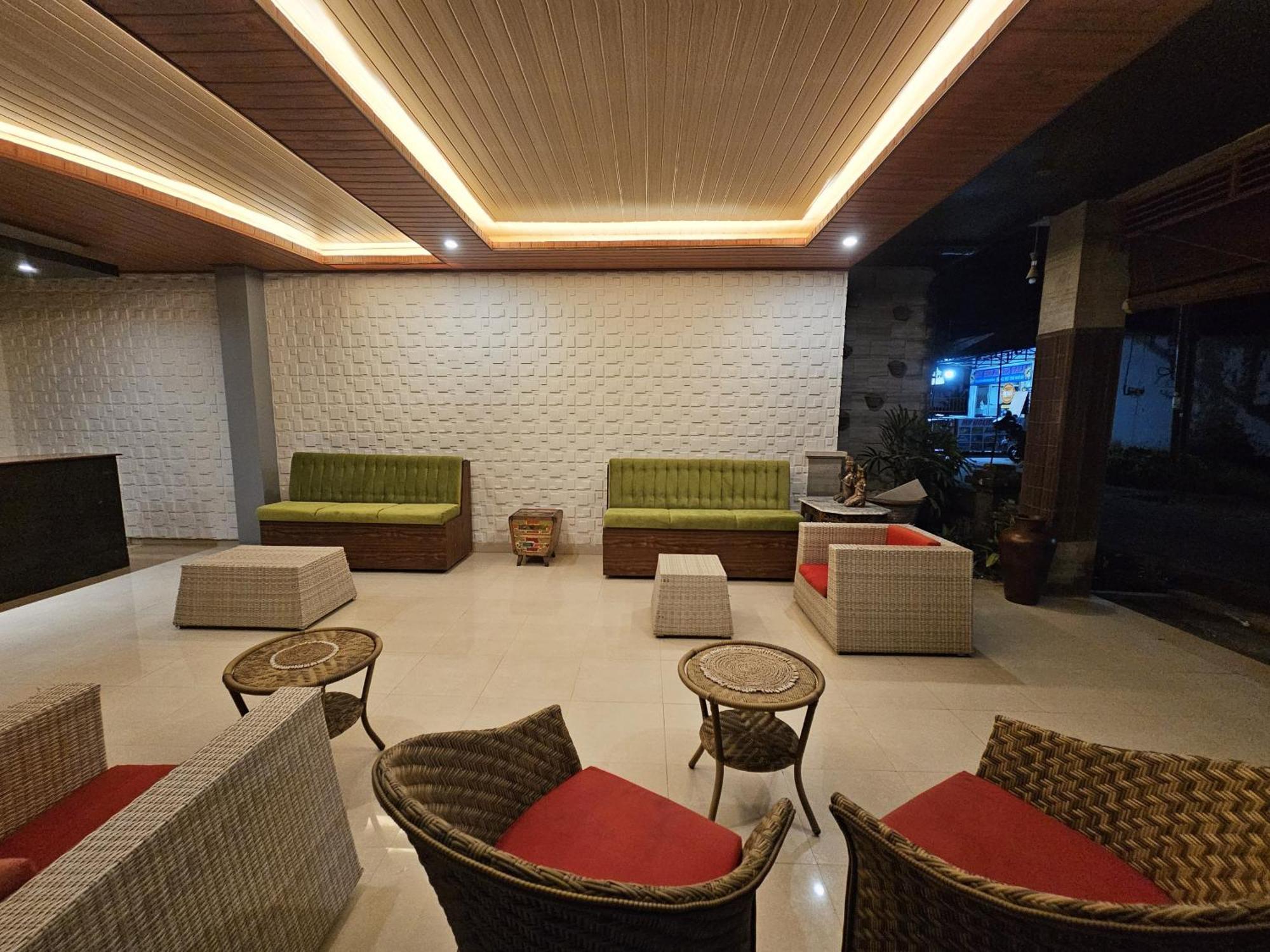 Putri Ayu Cottages Ubud Exterior foto